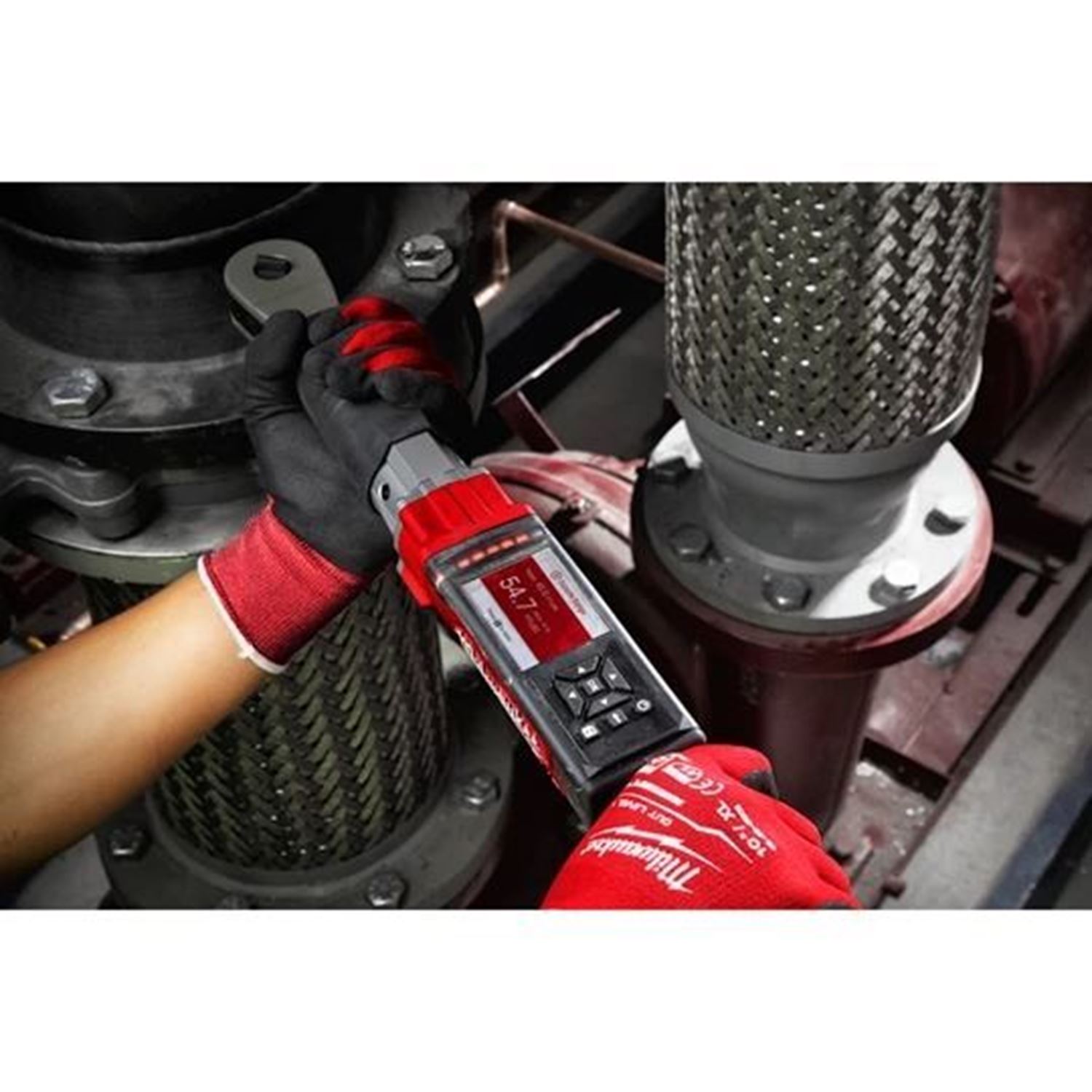 Снимка на Акумулаторен динамометричен ключ MILWAUKEE M12 ONEFTR12-201C,1 бат.х 2.0Ah,зарядно,куфар  4933464970