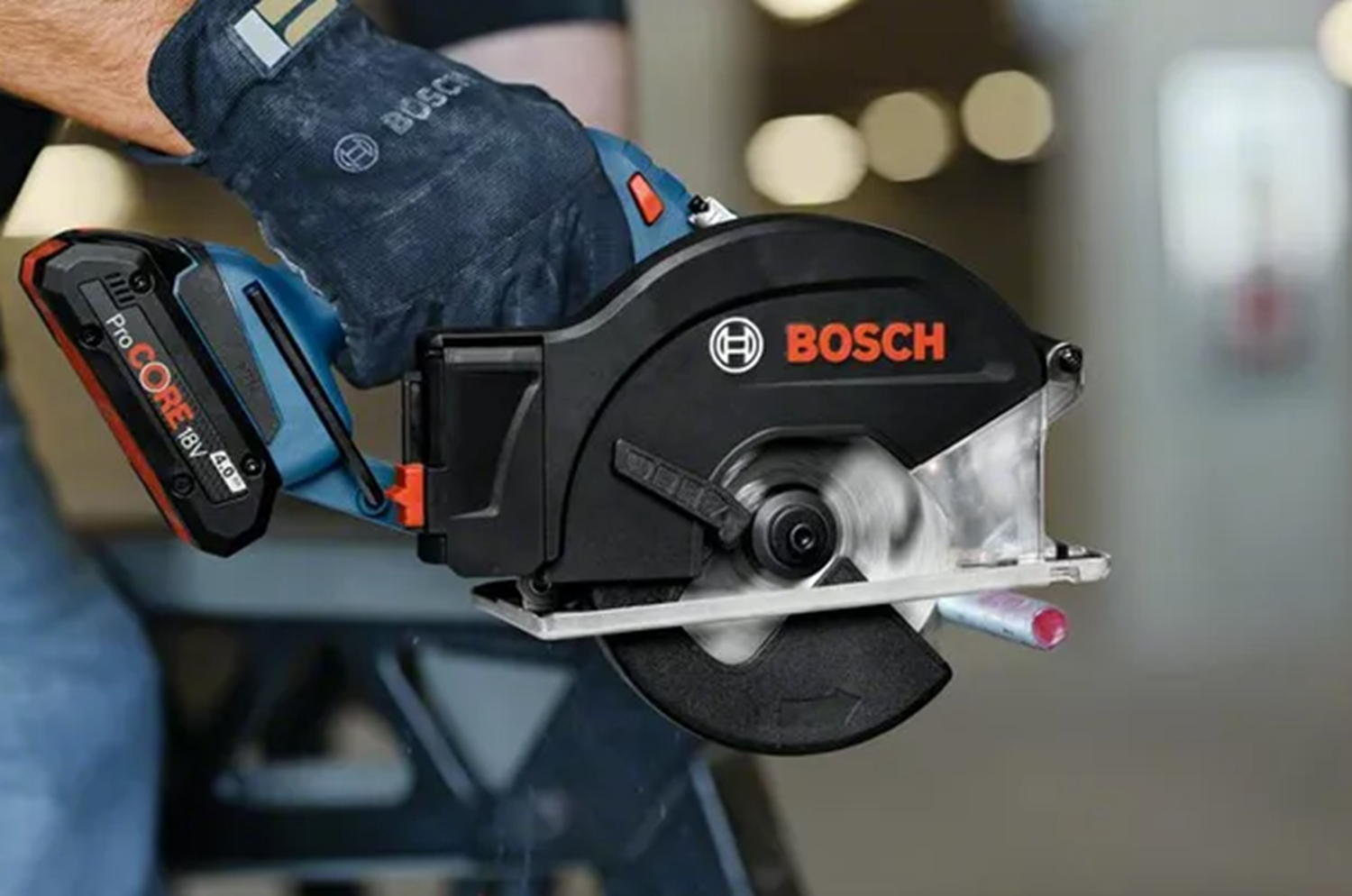 Снимка на Акумулаторен циркуляр GKM 18V-50,(само машина),Bosch,06016B8000