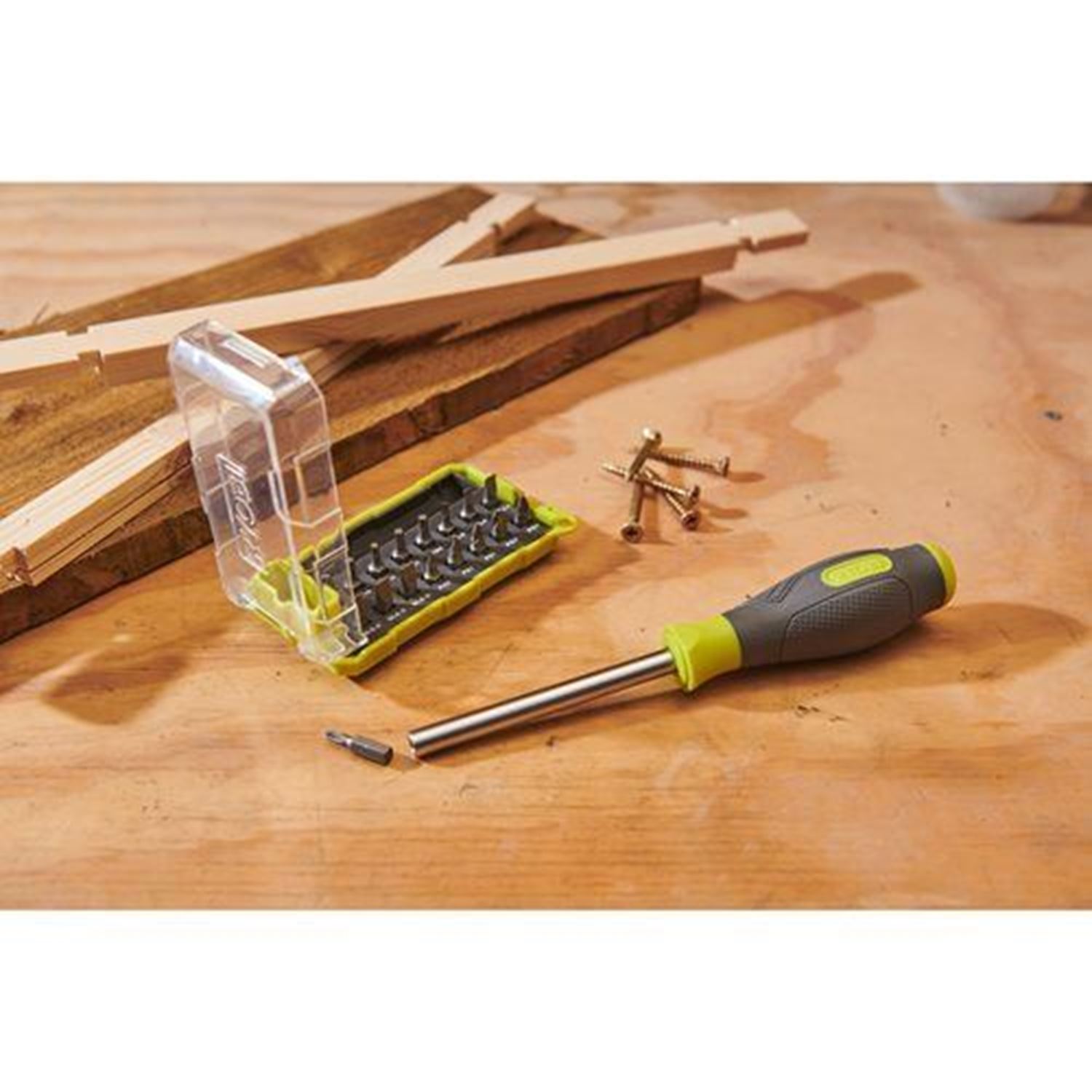 Снимка на Комплект отвертки 17 бр RSD17PCS, 5132005348, Ryobi