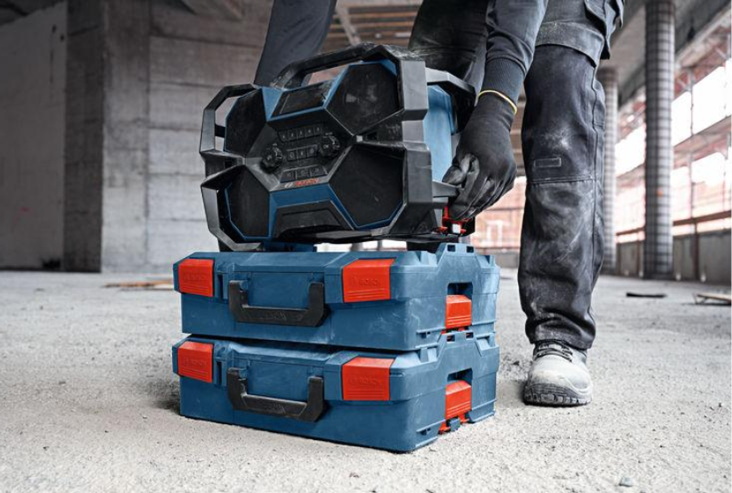Снимка на Акумулаторно радио BOSCH GPB 18VH-6 SRC, 06014A6200