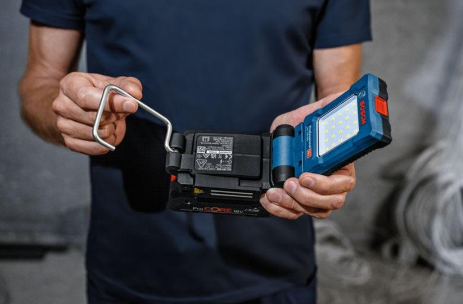 Снимка на Акумулаторна лампа BOSCH GLI 18V-800, SOLO, 0601443600