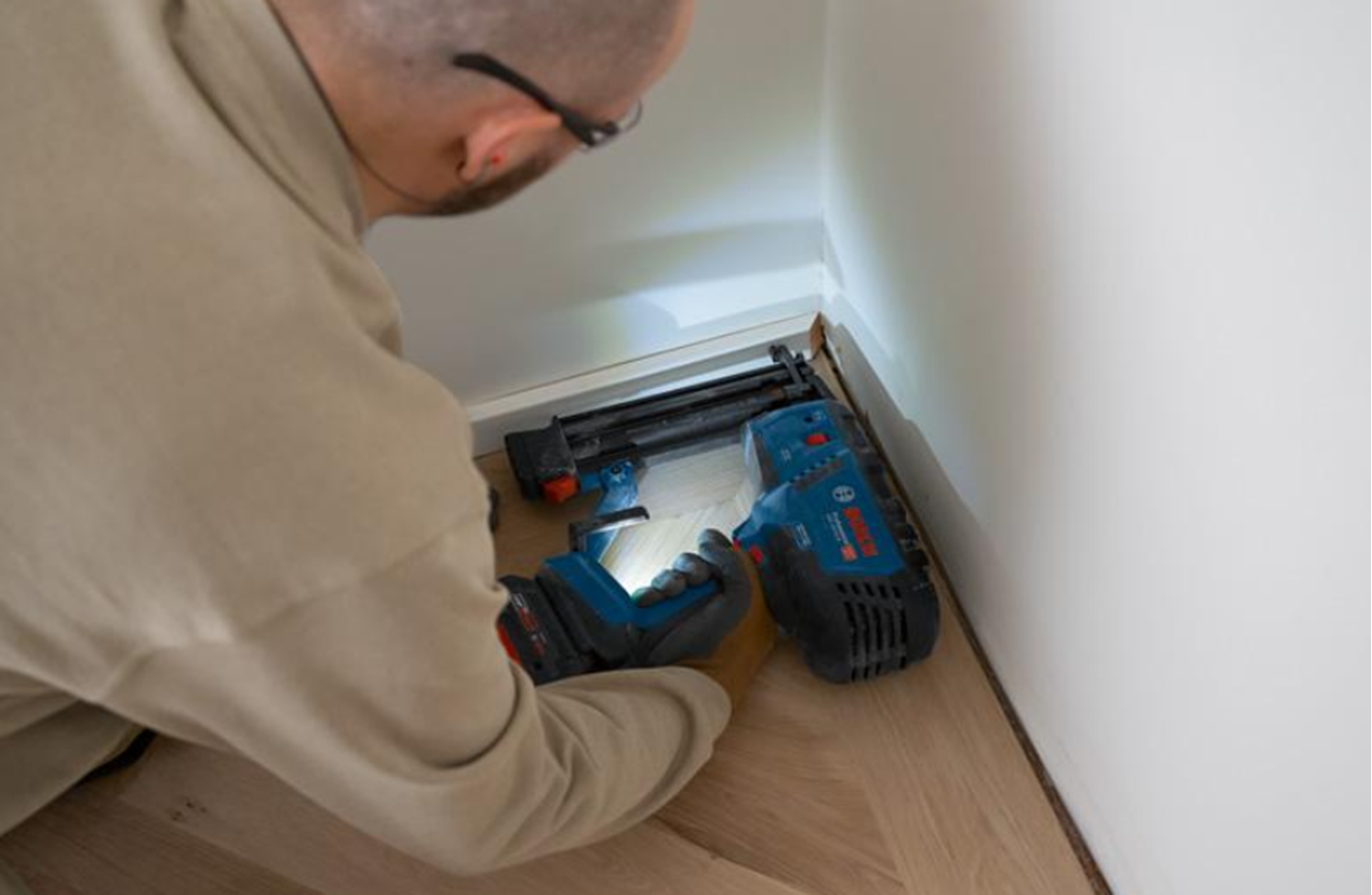 Снимка на Акумулаторен пистолет за пирони за дърво BOSCH GNH 18V-50 M, SOLO, 0601482401