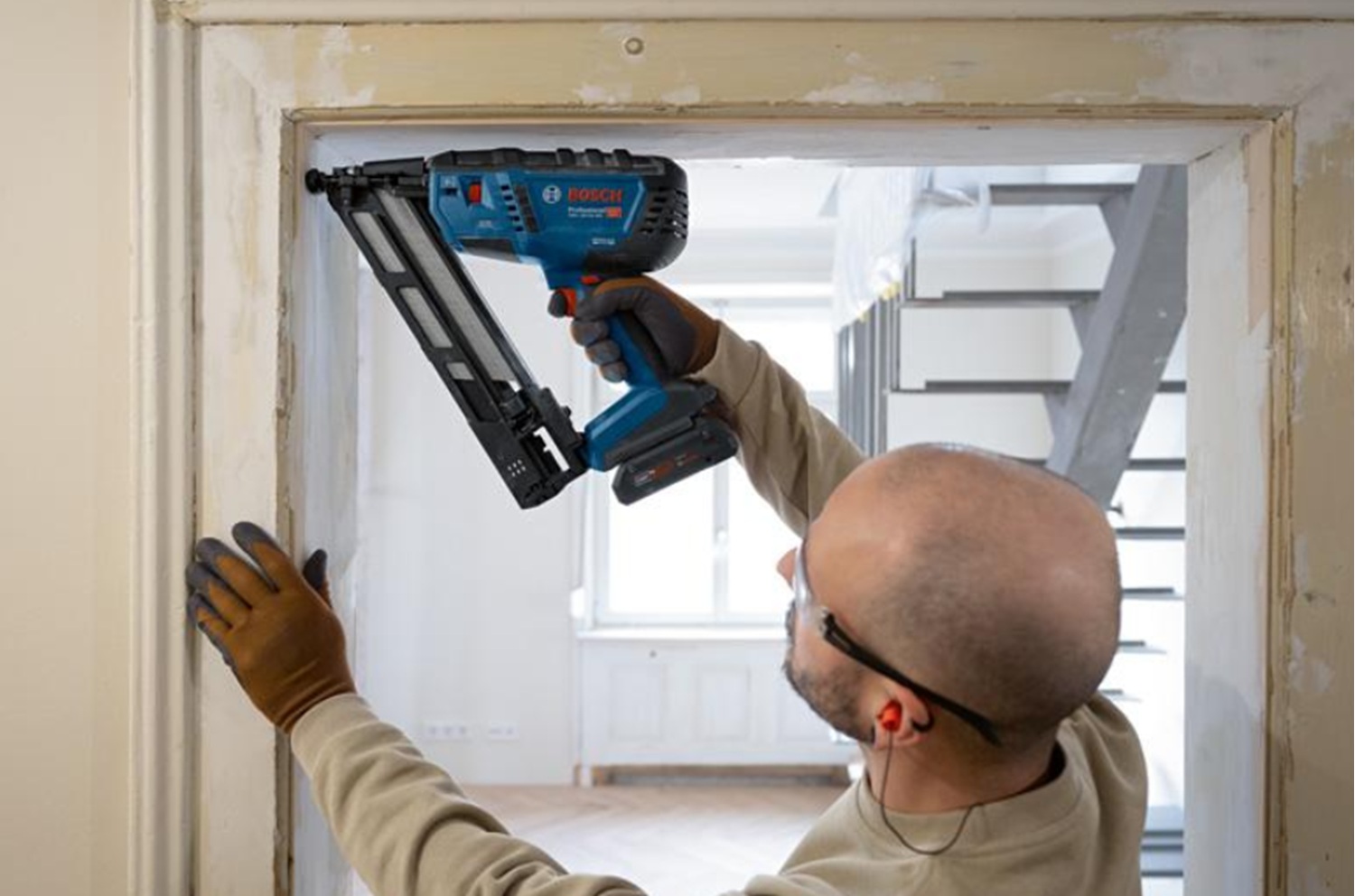 Снимка на Акумулаторен пистолет за пирони за дърво BOSCH GNH 18V-64 MD, SOLO, 0601482201