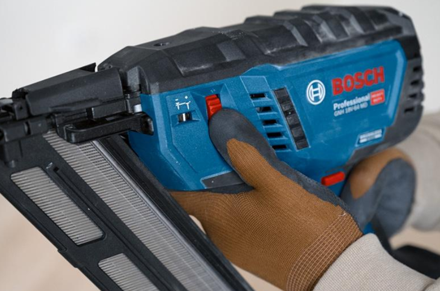 Снимка на Акумулаторен пистолет за пирони за дърво BOSCH GNH 18V-64 MD, SOLO, 0601482201