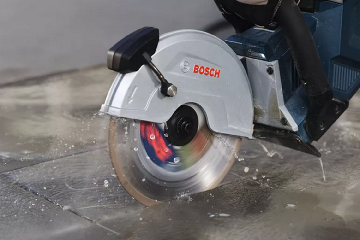 Снимка на Акумулаторен ъглошлайф BOSCH GCS 18V-230 Professional, SOLO, 06013B0000